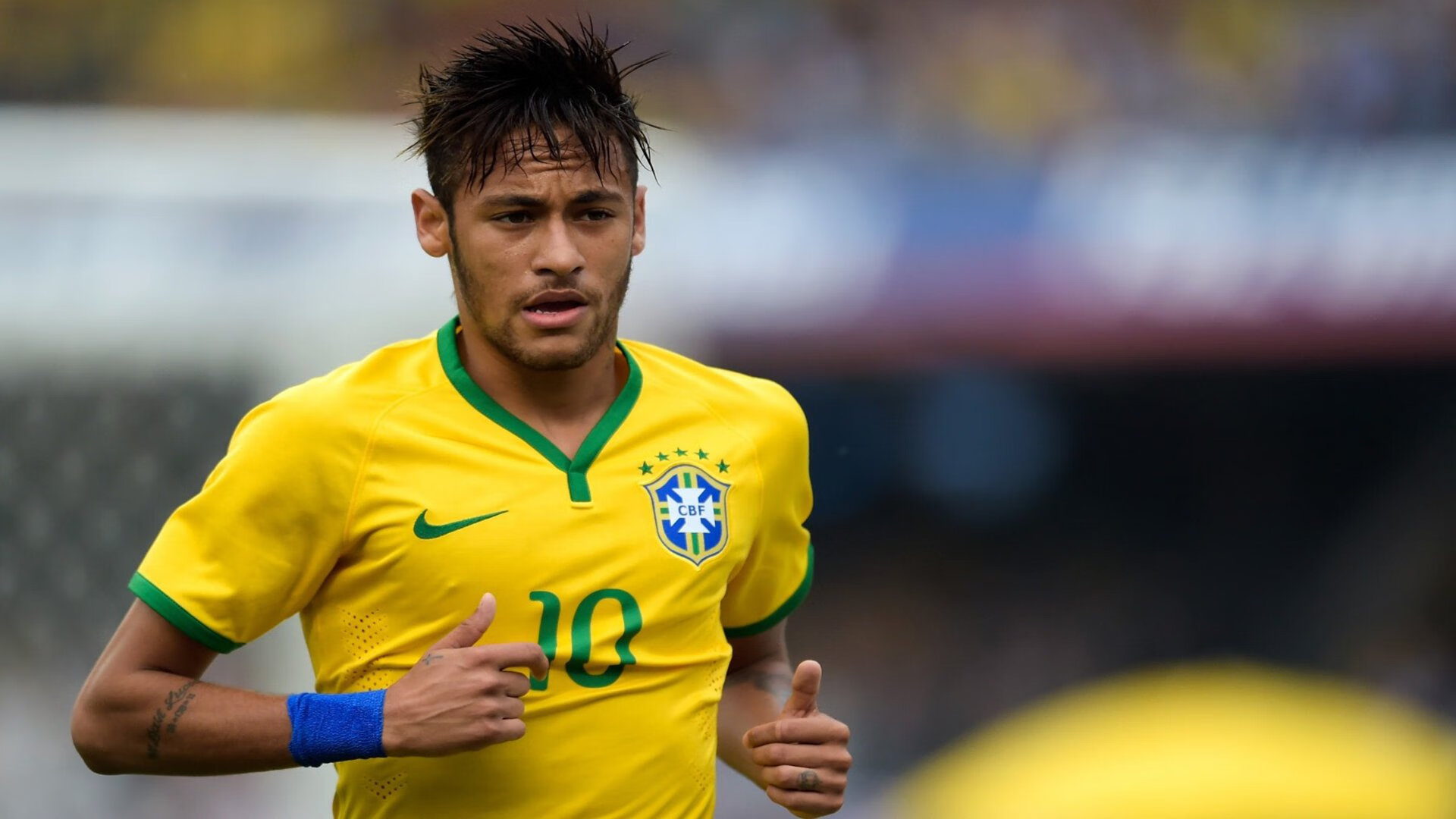 “中国足球职业化进程持续推进”，中国足球职业化探索