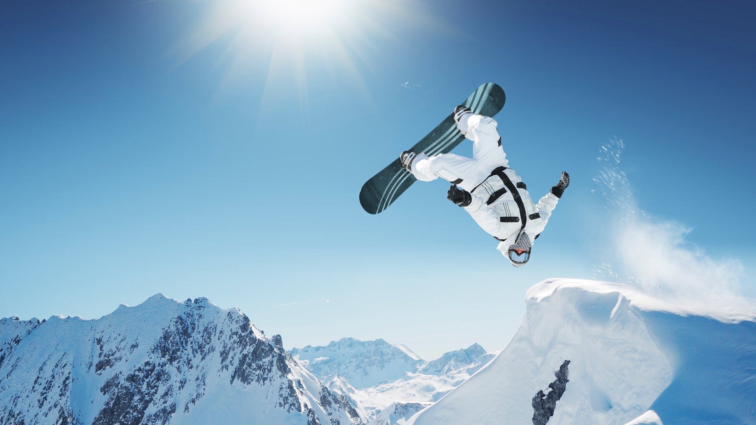 《电竞“黑科技”：人工智能助力赛事分析》，人工智能对战职业选手