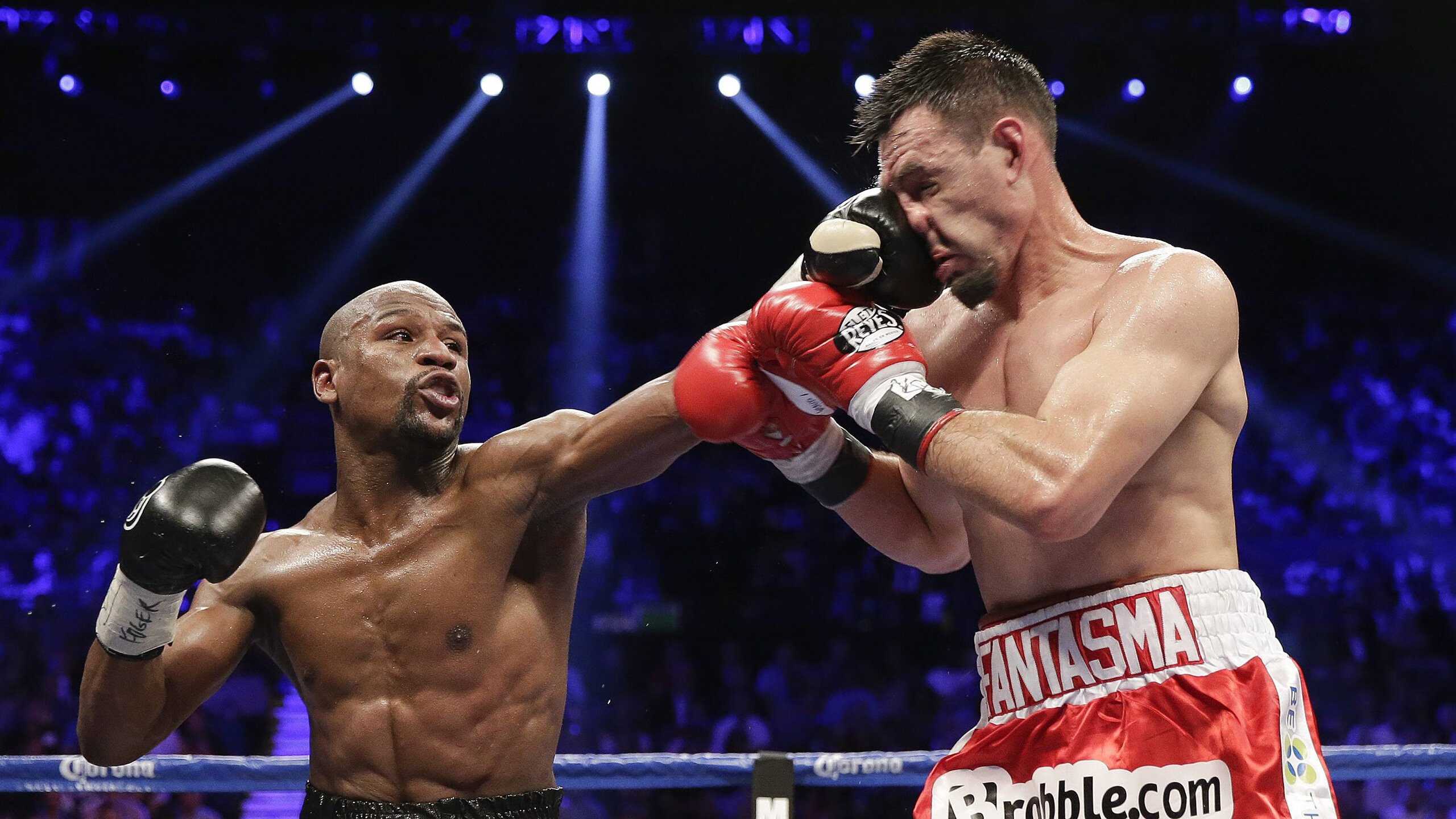 多特蒙德主场4-0大胜斯图加特，进攻火力全开，多特蒙德vs斯图加特比分预测